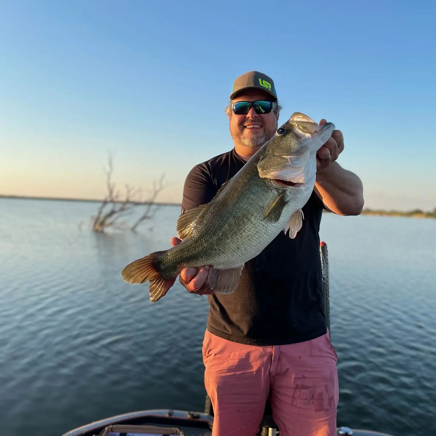 Camelot Bell Trophy Bass Lakes - Bass Fishing Coolidge, Texas 8
